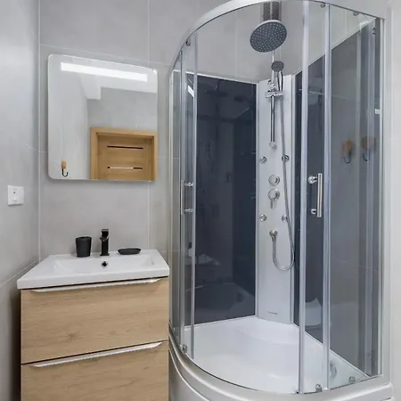 شقة Cozy In Near Tatra National Park By Renters